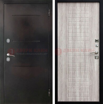 Черная железная дверь с порошковым покрытием и филенчатой МДФ ДП-221 в Видном