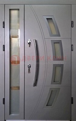 Серая железная дверь для дома со стеклом ДС-17 в Видном