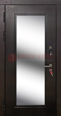 Коричневая железная дверь со стеклом для дома ДС-23 в Видном