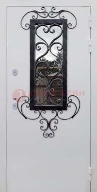 Белая уличная дверь Порошок со стеклом и ковкой ДСК-222 в Видном