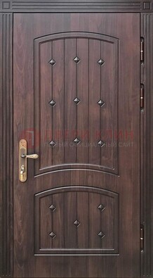 Коричневая уличная дверь с виноритом для дома ДВТ-235 в Видном